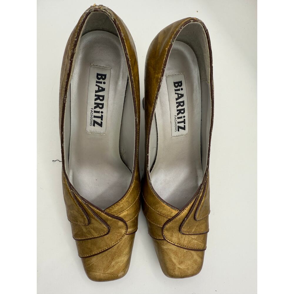 Vintage Biarritza Gold Heels